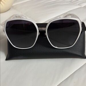 Guess White Sunglasses with Dark Lenses